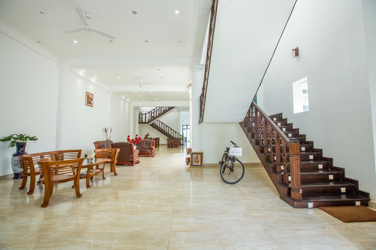 Villa Tissa Beach Resort Велигама Экстерьер фото