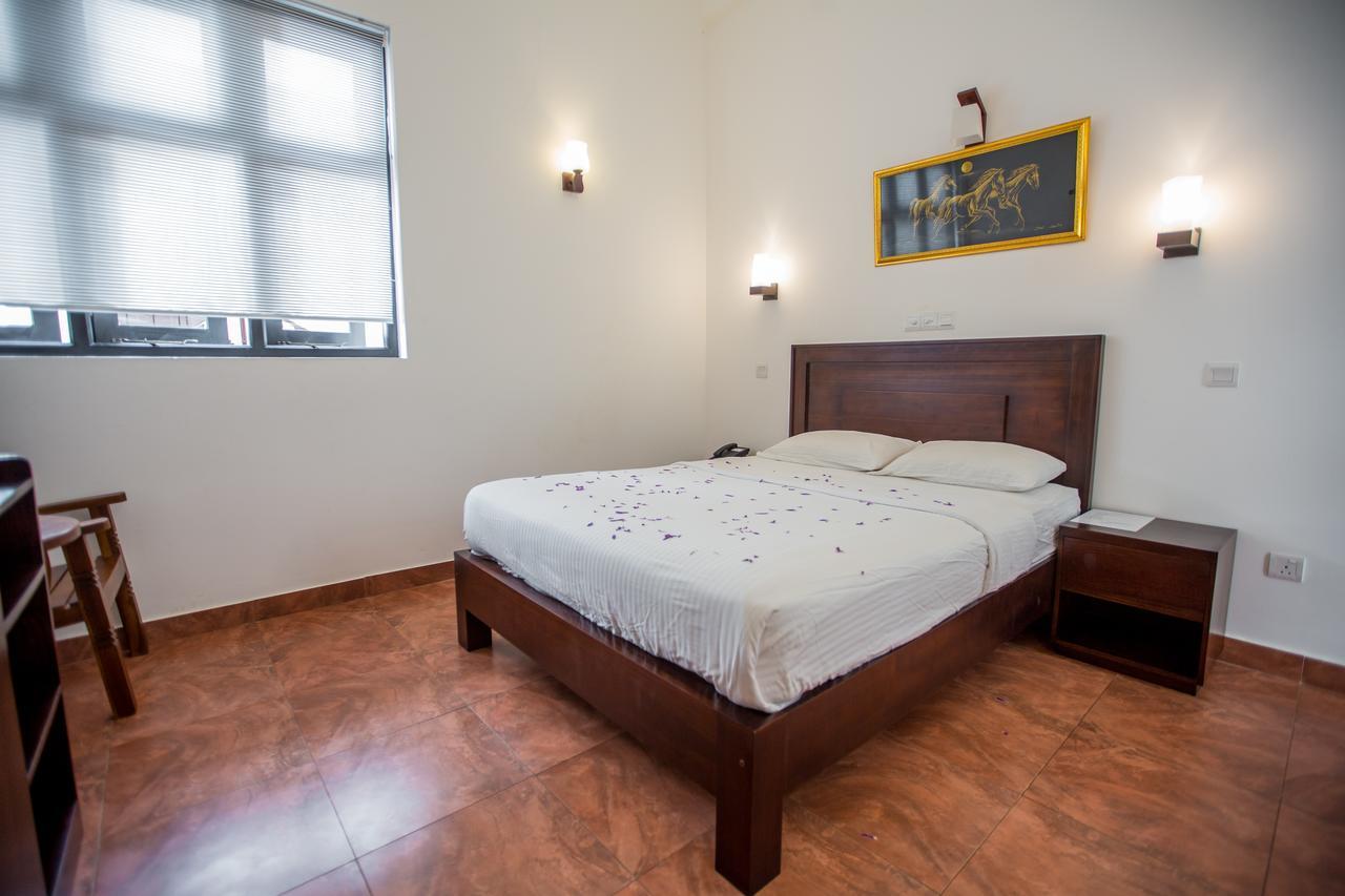 Villa Tissa Beach Resort Велигама Экстерьер фото